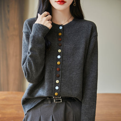 Pull femme boutonné multicolore élégant