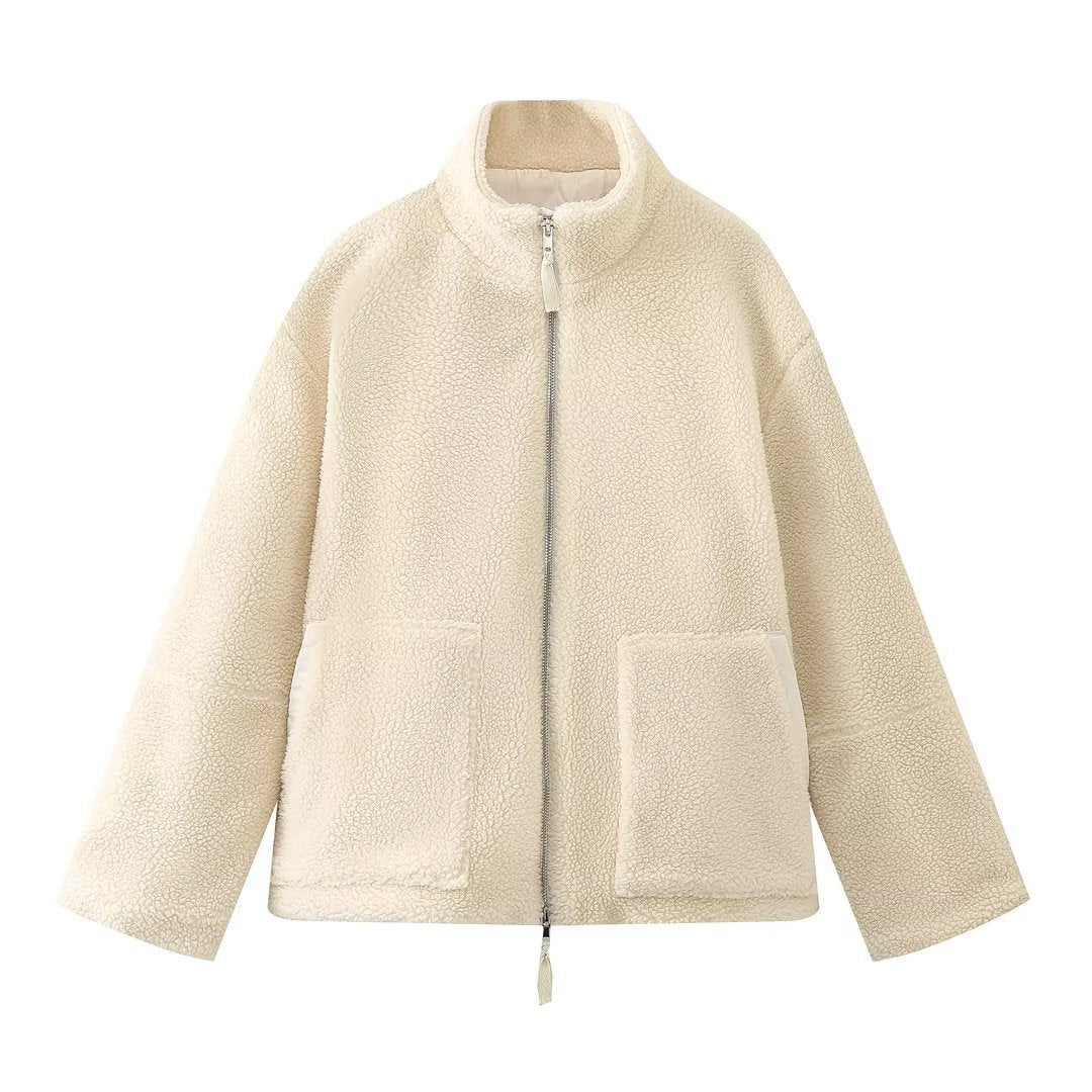 Manteau en laine d'agneau à col roulé pour femme