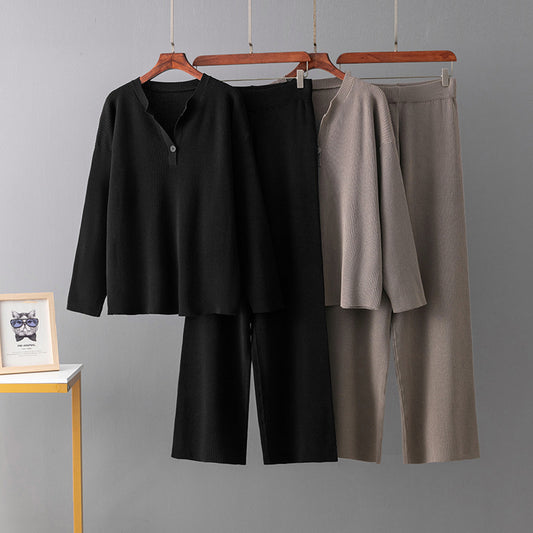 Ensemble décontracté pour femme, col en V, en maille.